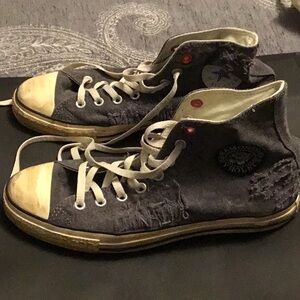 Vintage Ramones Project Red High-Top Converse
